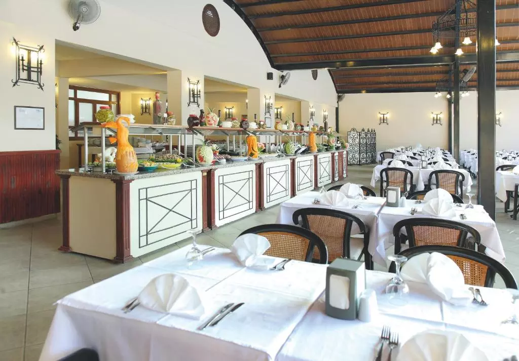 سلف هتل ساندیا بای لیبرتی سان سیتی